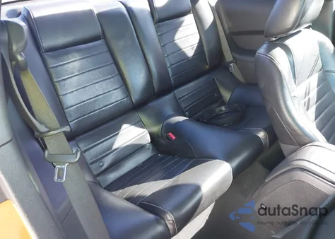 2010 Ford Mustang V6/V6 Premium from USA, damaged, VIN 1ZVBP8AN8A5115864